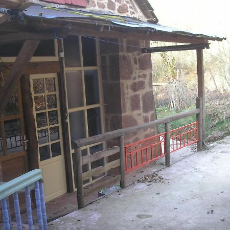 Grange Renovee En Pleine Nature Valady Εξωτερικό φωτογραφία