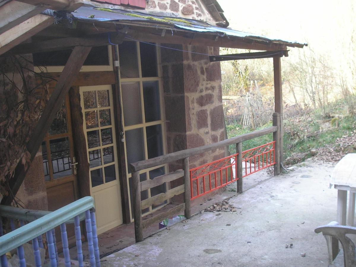 Grange Renovee En Pleine Nature Valady Εξωτερικό φωτογραφία
